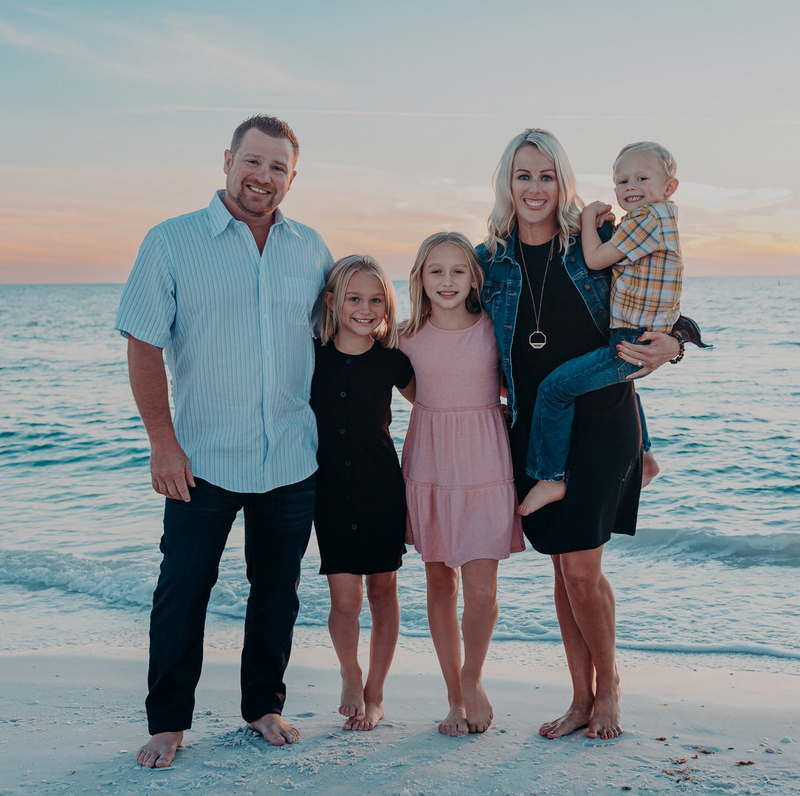 family owned business. pet cremation hillsborough. pet cremation manatee. pet cremation pinellas. pet cremation sarasota. sarasota pet crematory. cenetral florida pet cremation. central florida pet crematory. Bradenton, fl pet crematory. 